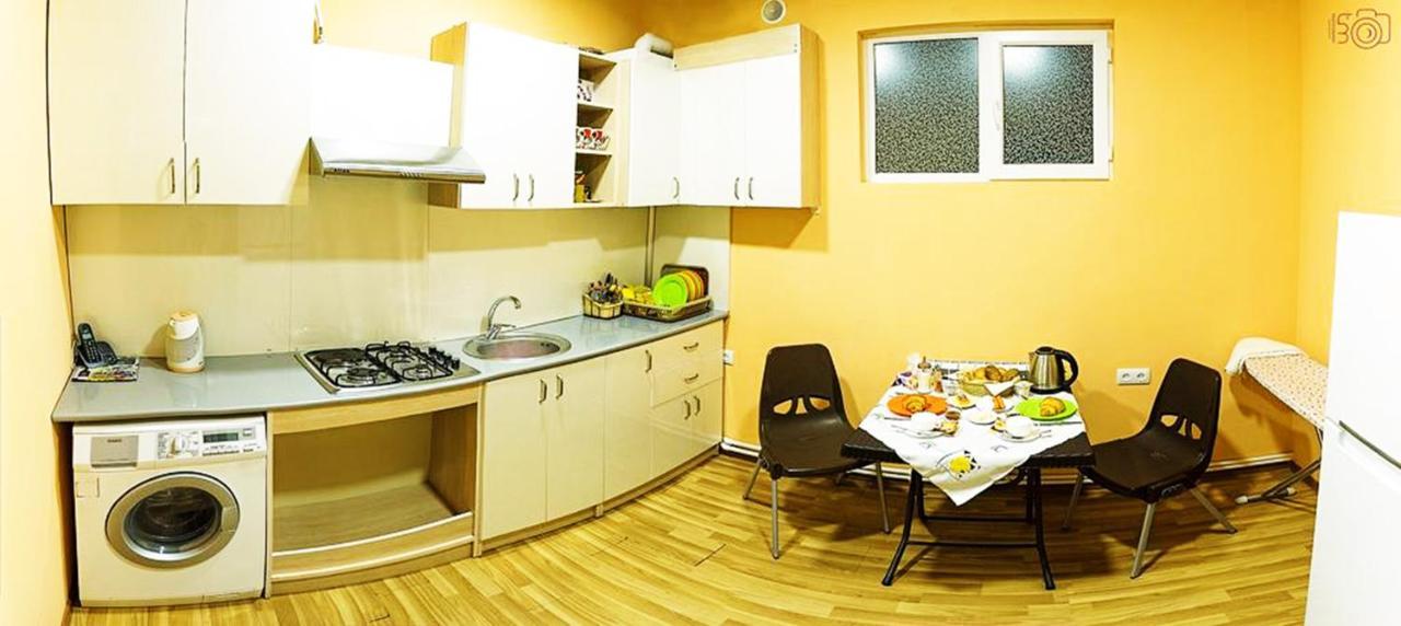 Dom Hostel & Tours Erévan Extérieur photo