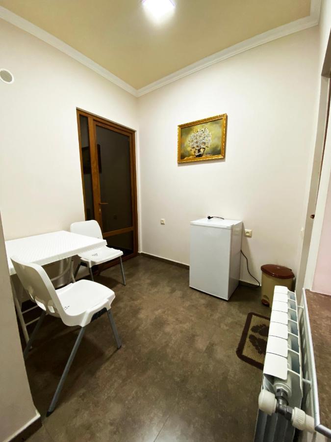 Dom Hostel & Tours Erévan Extérieur photo