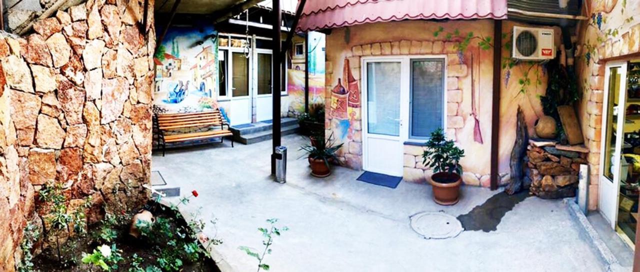 Dom Hostel & Tours Erévan Extérieur photo