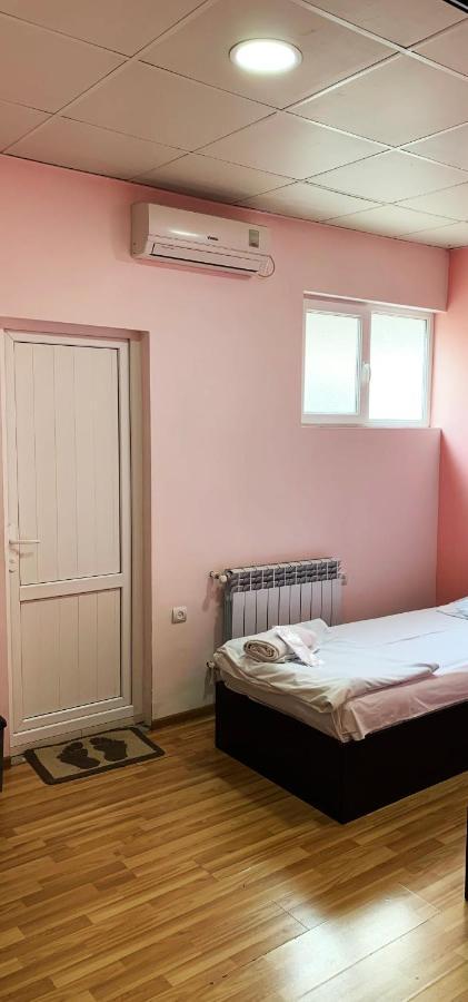 Dom Hostel & Tours Erévan Extérieur photo