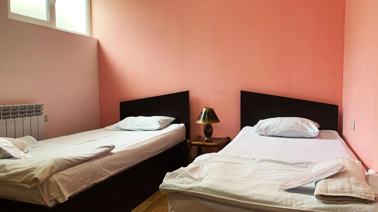 Dom Hostel & Tours Erévan Extérieur photo