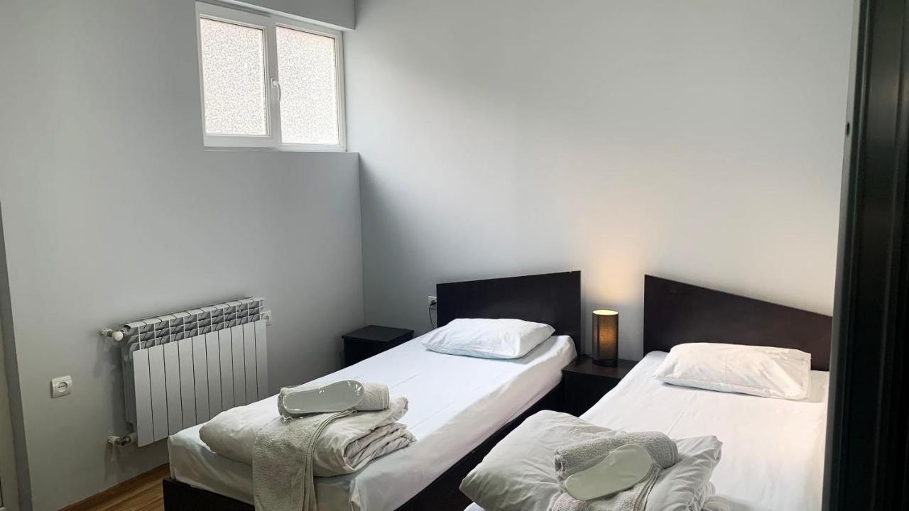 Dom Hostel & Tours Erévan Extérieur photo