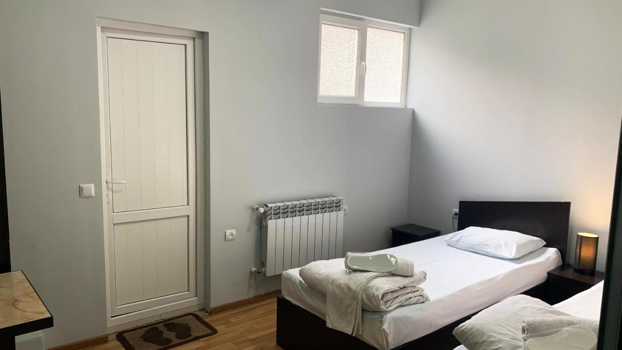 Dom Hostel & Tours Erévan Extérieur photo